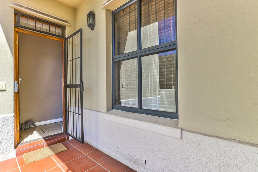 To Let 3 Bedroom Property for Rent in Royal Ascot Western Cape